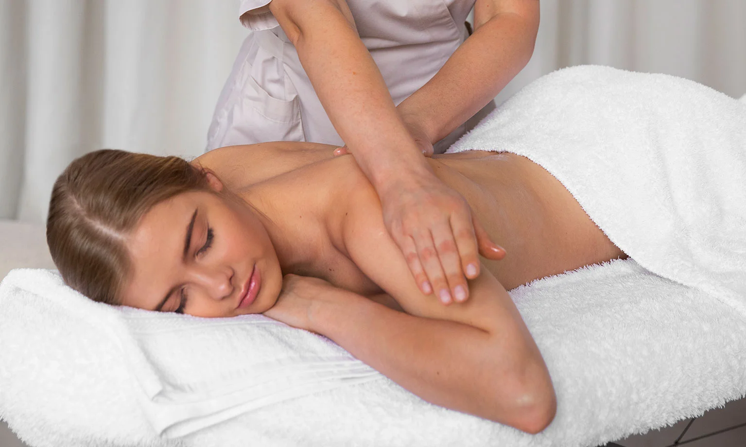 Best Deep Tissue Massage Therapy In Edmonton